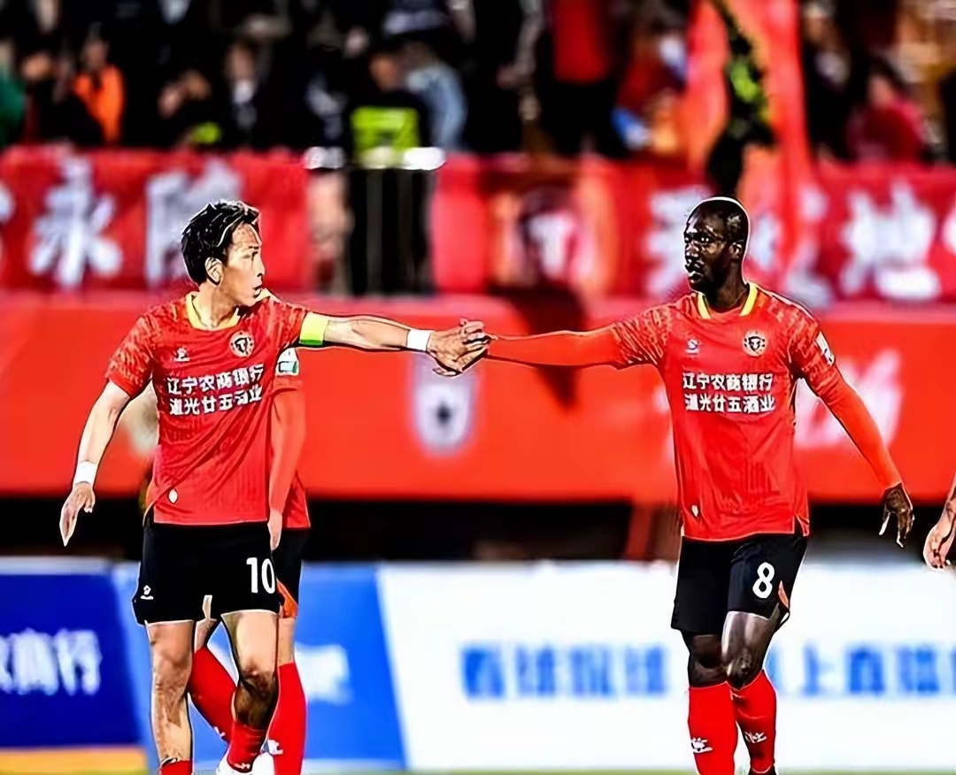 中超加时末段走向成谜；北京国安绝杀压哨；信心回归；更衣室氛围转暖 