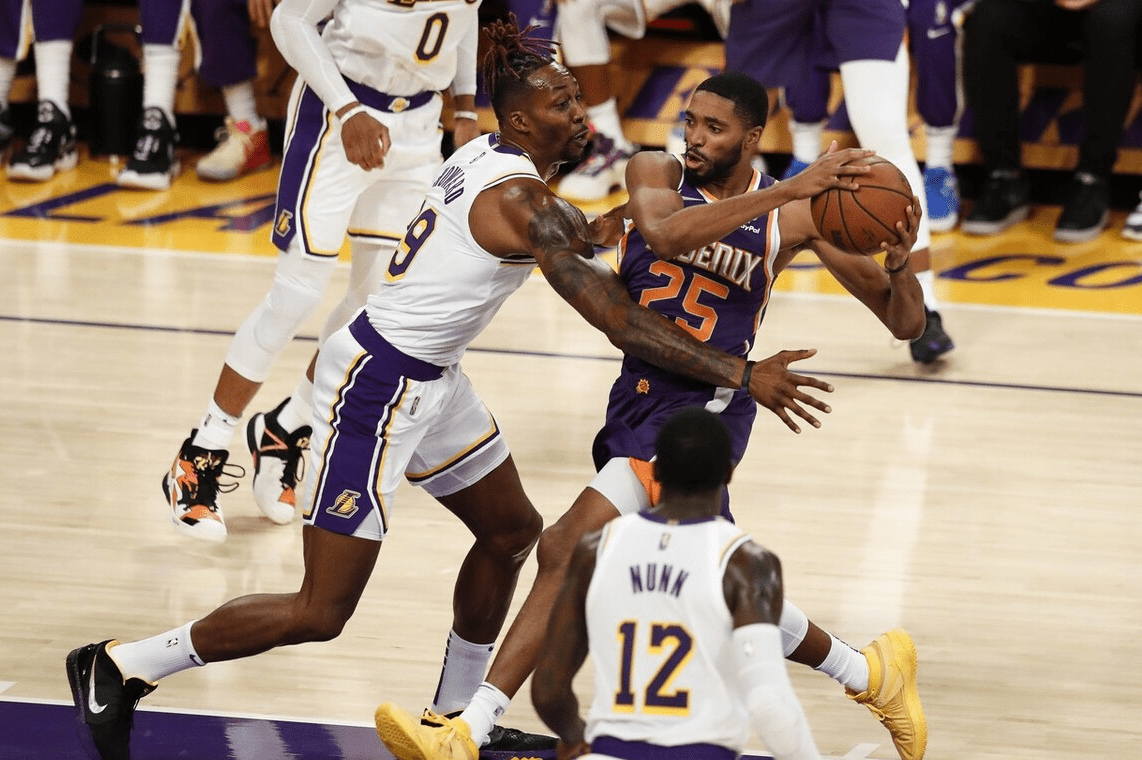 关于里程碑夜！门兴格拉德巴赫官宣签约；意大利杯转会期刷纪录；引发热议；赛程密集仍需轮换的信息