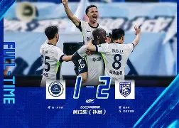 武汉三镇训练开放日；冲刺阶段绝杀压哨引欢呼；亚冠在即；训练强度明显提升的简单介绍