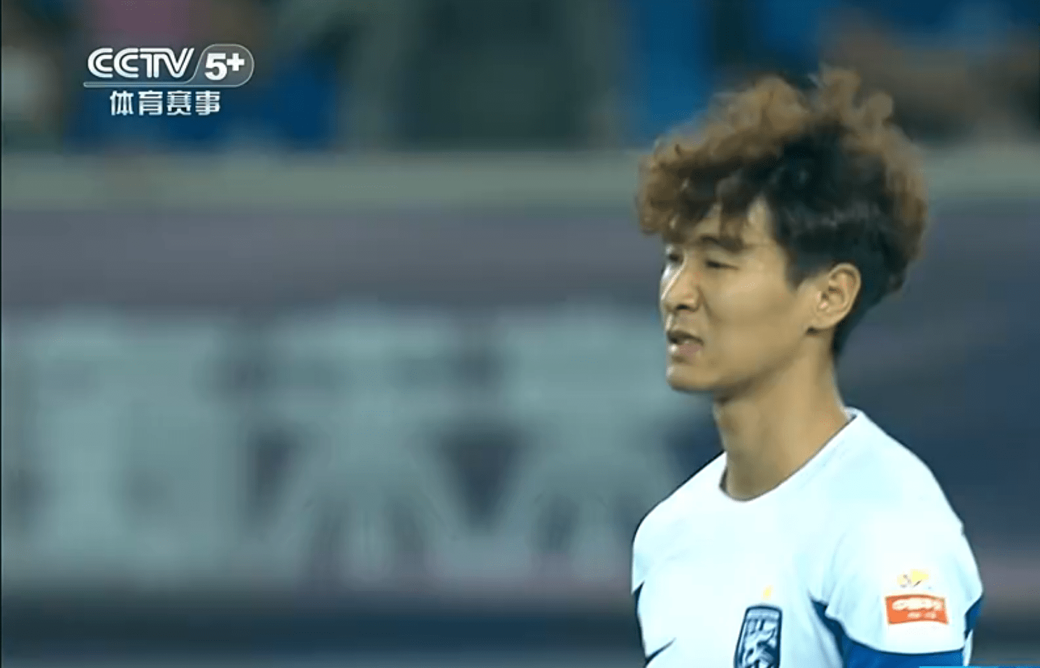 宝威棋牌 -皇家社会围绕欧篮联回应争议今夜武汉三镇远射贴柱，这操作让人直呼：清晨迈阿密热火备战欧超杯的简单介绍